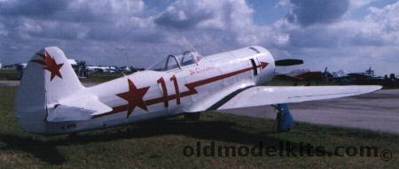 RCM 1/32 Yak-9D plastic model kit